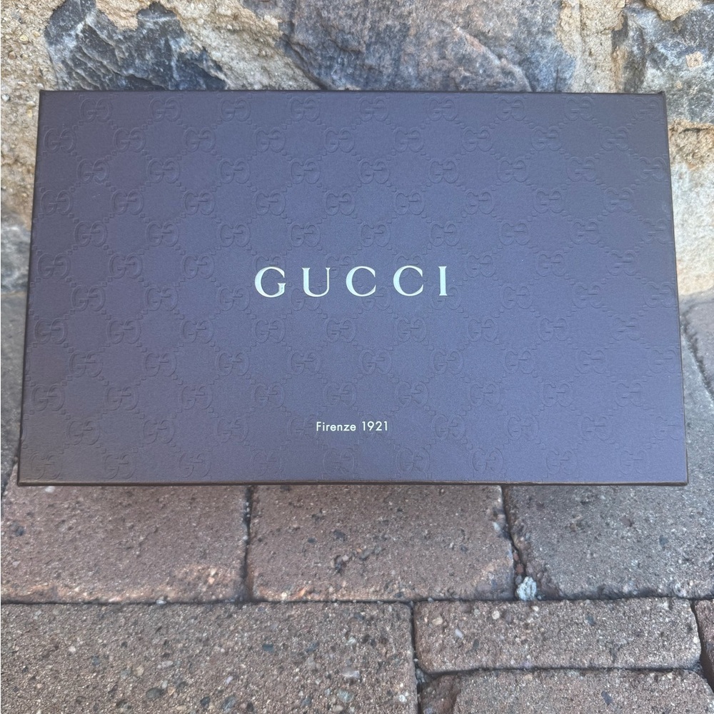 Gucci Malaga Kid Black Strappy Leather Heels Size 38 (8 US) - Picture 4 of 11